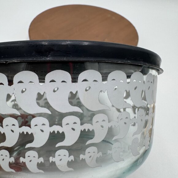 PYREX 4 Cup HALLOWEEN Storage Bowl three rows of ghost black lid - Picture 6 of 15
